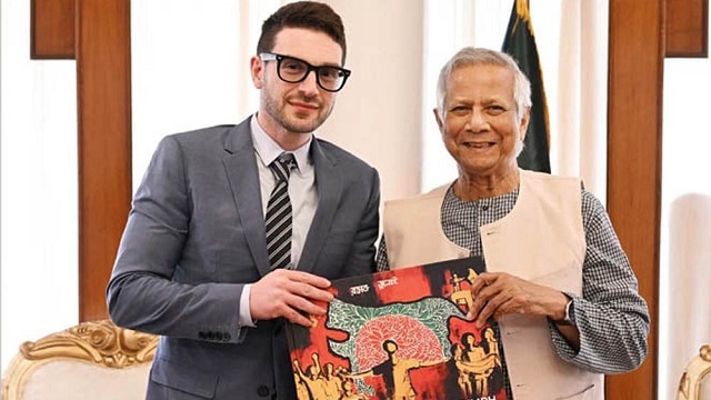 গণমাধ্যম নজিরবিহীন স্বাধীনতা ভোগ করছে : প্রধান উপদেষ্টা