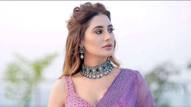 বহু প্রেমের পর গোপনে বিয়ে সারলেন নারগিস ফাখরি
