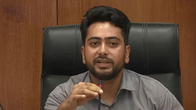 উপদেষ্টা নাহিদ ইসলামের পদত্যাগ