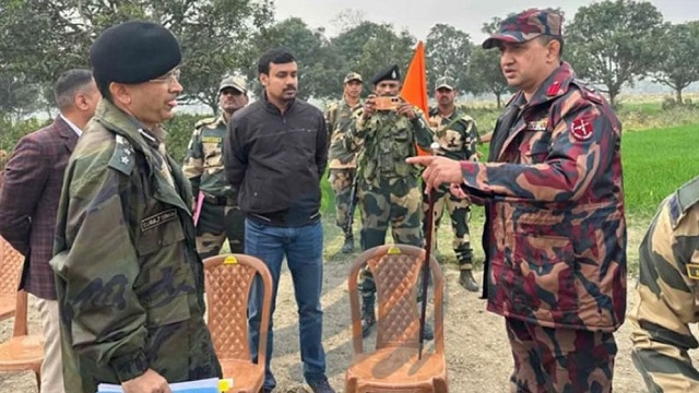 সীমান্তে কেন বিএসএফকে কাঁটাতারের বেড়া নির্মাণ করতে দিচ্ছে না বিজিবি