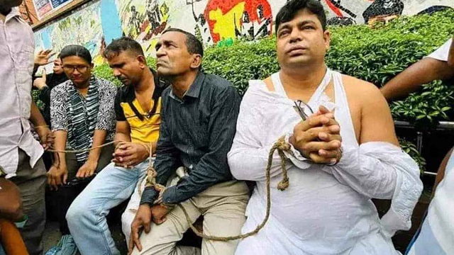 ধানমন্ডিতে শ্রদ্ধা জানাতে আসা আ.লীগের নেতাকর্মীকে মারধর