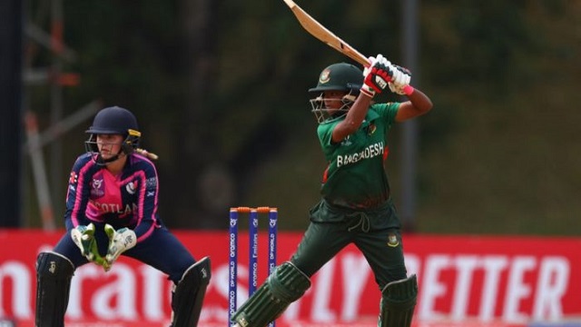 ১৮ রানের জয়ে বিশ্বকাপে সুপার সিক্সে বাংলাদেশ