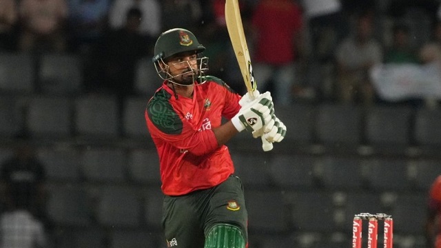 সাকিবের রেকর্ড ভেঙে দিয়ে মাহমুদউল্লাহর রেকর্ড ছুঁলেন লিটন