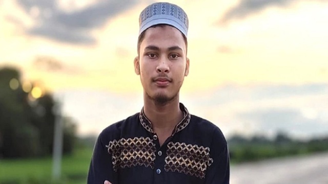 ১৫ বছর পর দেশে ফিরে বাবা দেখলেন ছেলের লাশ