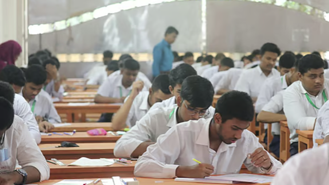 আগামী বছরের জুনের মধ্যে জাতীয় নির্বাচন: ইসি