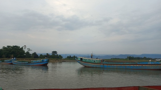 অবৈধভাবে বালু-পাথর উত্তোলনকারীদের প্রতি সুনামগঞ্জ জেলা প্রশাসনের সতর্কবার্তা