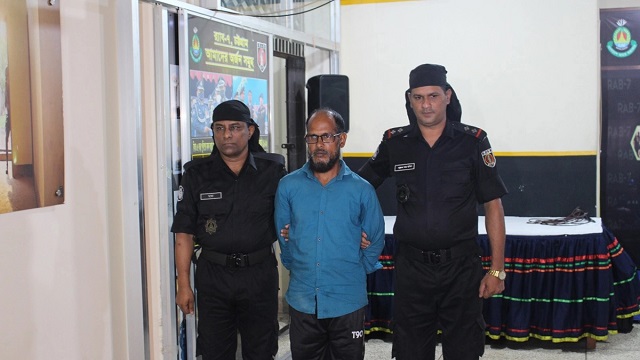 ডাকাতির সময় চিনে ফেলায় হত্যা, দণ্ডপ্রাপ্ত আসামি গ্রেপ্তার