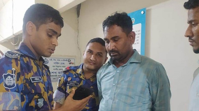 কখনো বিমানযাত্রীর টাকা, কখনো পাসপোর্ট নিয়ে পালান জাবেদ
