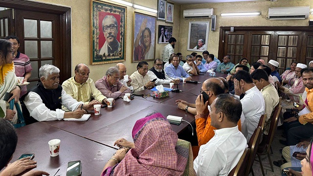 গাজীপুরের প্রার্থীকে নিয়ে আ.লীগের নির্বাচন পরিচালনা টিমের বৈঠক