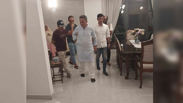 আমীর খসরু মাহমুদ চৌধুরী গ্রেফতার