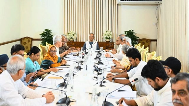  আট উপদেষ্টার বিরুদ্ধে ‘দুর্নীতির’ অভিযোগ নিয়ে তোলপাড়,