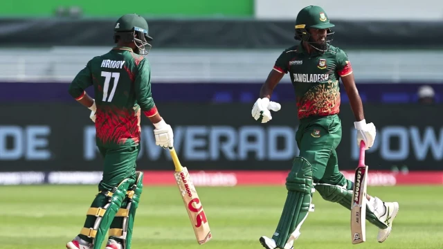 চ্যাম্পিয়নস ট্রফিতে ইতিহাস গড়লেন জাকের-হৃদয়