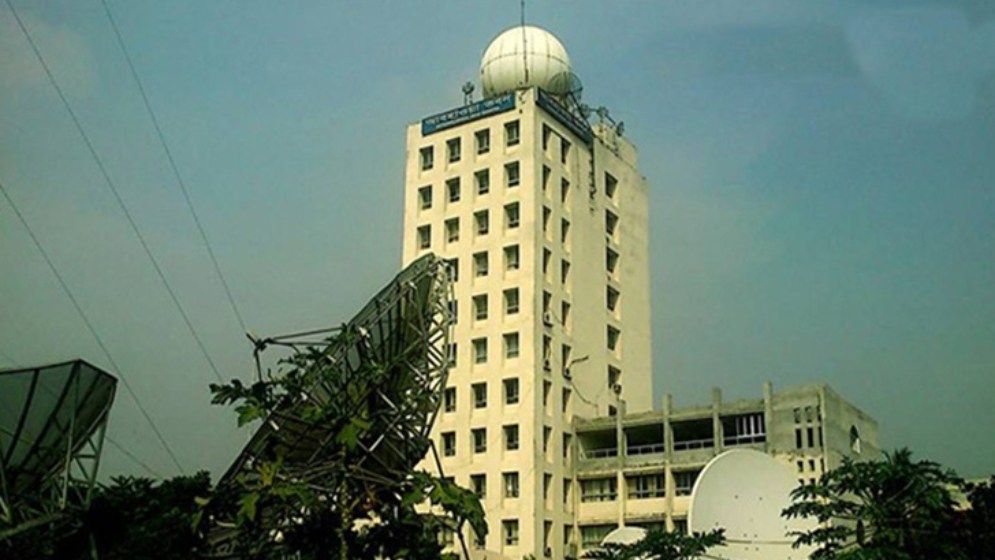বৃষ্টি-গরম নিয়ে যে বার্তা দিল আবহাওয়া অফিস