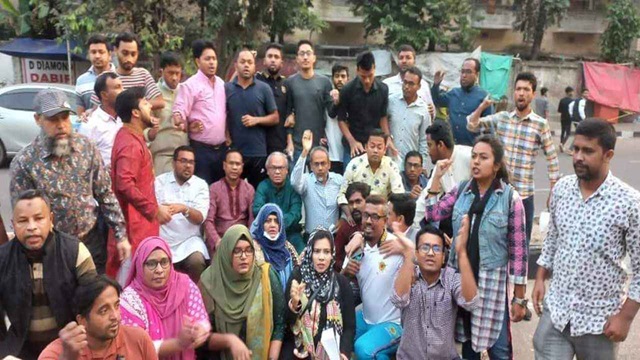 গায়েবি মামলা ও গায়েবি সাজা দিয়ে সরকারের শেষ রক্ষা হবে না: রিজভী