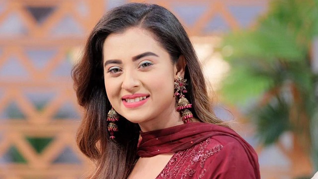 আমরা কেন যেন ইদানীং প্রশংসা করতে ভুলে যাচ্ছি: বুবলী