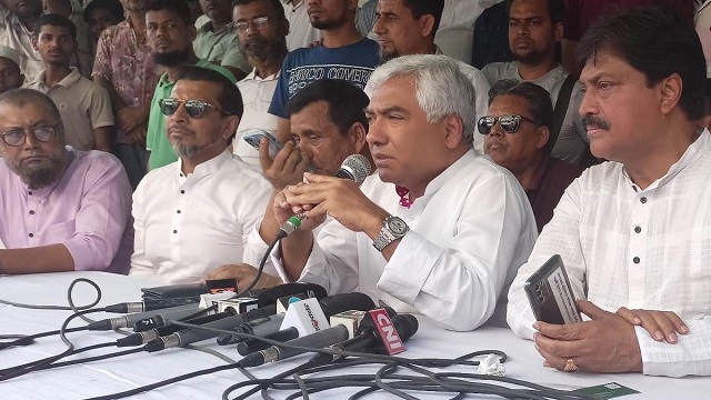 বঙ্গবাজারের ক্ষতিগ্রস্ত ব্যবসায়ীদের ১ কোটি টাকা দেবে এফবিসিসিআই