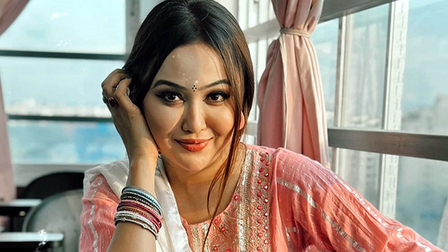 ‘যারা ভয় দেখানোর চেষ্টা করছেন, তারা ঘুমের ওষুধ খেয়ে ঘুম দেন’
