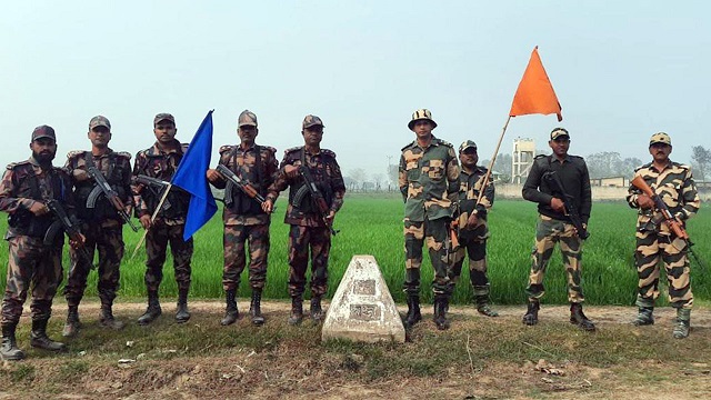 চাঁপাইনবাবগঞ্জ সীমান্তে বিএসএফের গুলির ঘটনায় বিজিবির প্রতিবাদ