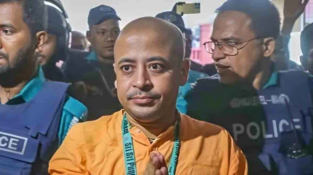জামিন চেয়ে হাইকোর্টে আবেদন চিন্ময় দাসের, শুনানি সোমবার