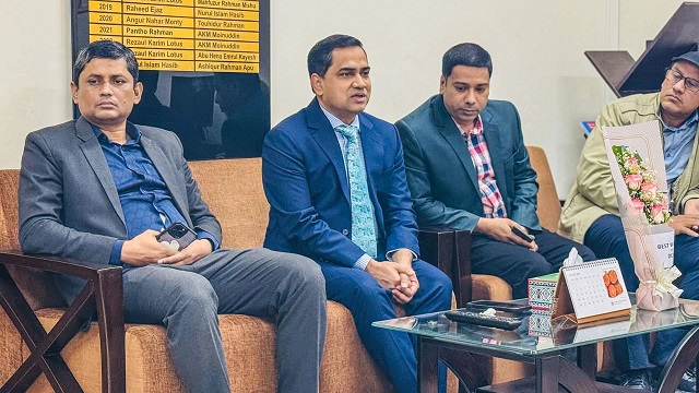 ডিক্যাবের চা-চক্রে রাষ্ট্রদূত মুশফিকুল ফজল আনসারী