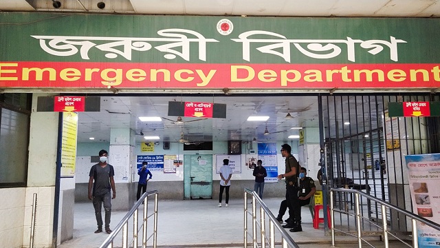মদপান করে দুই বোন হাসপাতালে, একজনের মৃত্যু