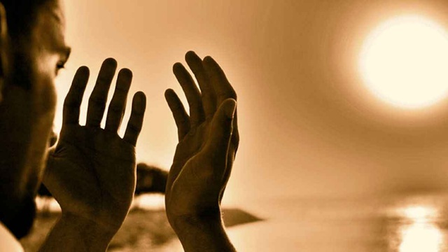 কদরের রাতে যে দোয়া পড়তে বলেছেন নবীজি