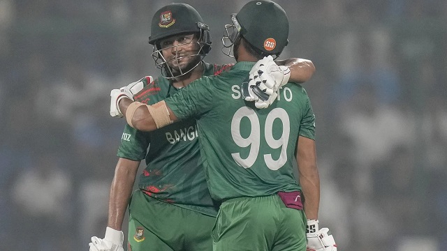 সাকিবকে নিয়ে প্রশ্ন শুনেই চটে গেলেন শান্ত 
