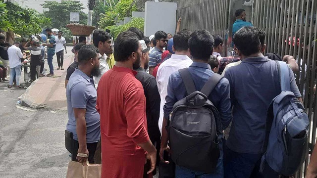 ইসিতে নিবন্ধনপ্রত্যাশী দলগুলোর ভিড়, নিরাপত্তা জোরদার