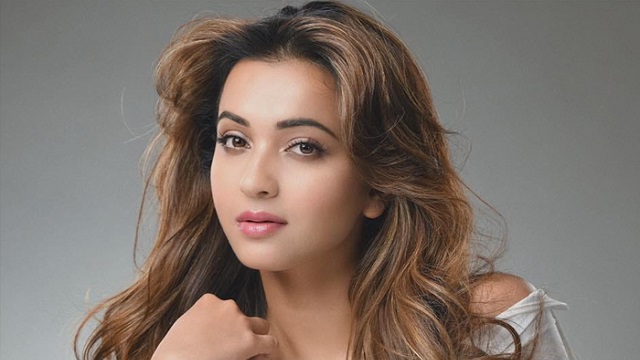 ‘৬০ ঘণ্টা শুটিংয়ের মাঝে মাত্র ৯ ঘণ্টা ঘুমাতে পেরেছি’ 