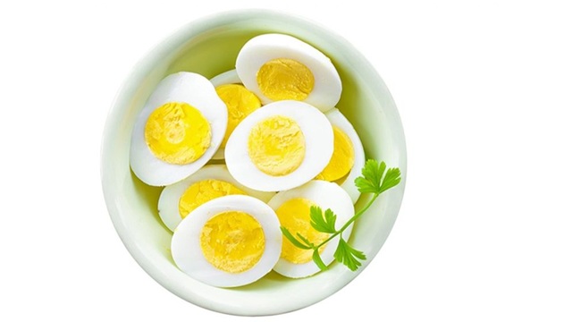 কলকাতায় এই প্রথম ডিমের দাম ছাড়াল ৭ টাকা