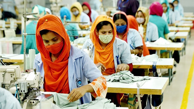 বিশ্ববাজারে বাংলাদেশি পোশাকের নতুন সম্ভাবনা!