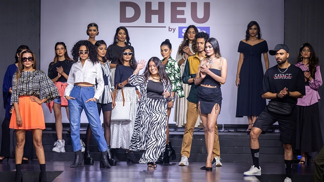 ওয়েস্টার্ন পোশাক নিয়ে ‘ঢেউ’-এর যাত্রা শুরু