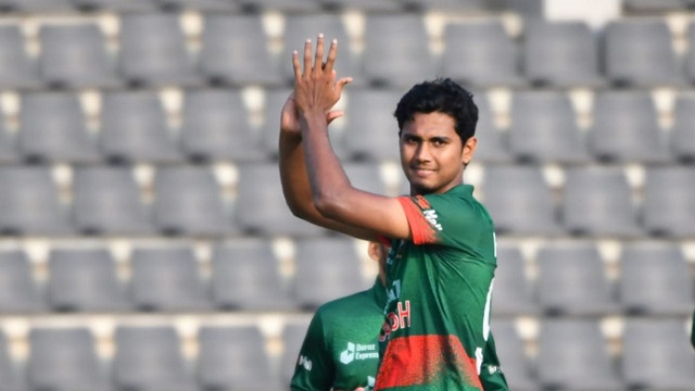 ডোনাল্ড বলছেন হাসান ‘ক্লাসি’ পারফরমার