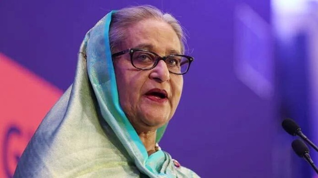 ভারতে পালিয়ে থাকা শেখ হাসিনার দেশত্যাগে নিষেধাজ্ঞা!