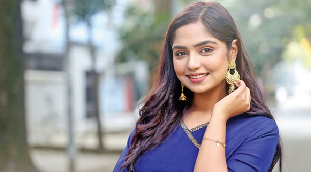 গভীর রাত পর্যন্ত শ্যুটিং করতেও কষ্ট লাগে না : হিমি