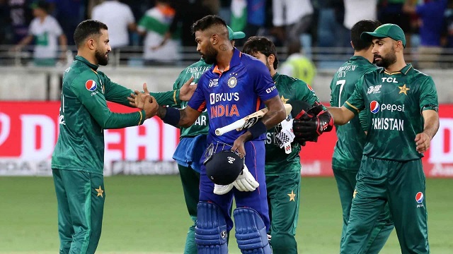 ‘অর্থের লোভে পাকিস্তানের বিপক্ষে এমন সিদ্ধান্ত ভারতের’