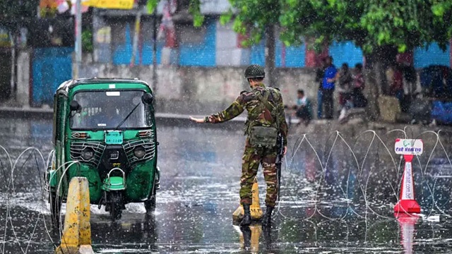 আজ কোথায় কত ঘণ্টা কারফিউ শিথিল থাকবে?