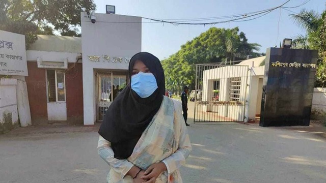১৫ মাস পর কারামুক্ত হলেন খাদিজা