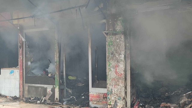 একটা সুতাও বের করতে পারিনি