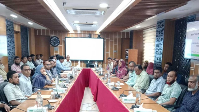 ভূমিসেবা দেওয়ার ক্ষেত্রে স্বচ্ছতা ও জবাবদিহিতা অপরিহার্য : সিনিয়র সচিব