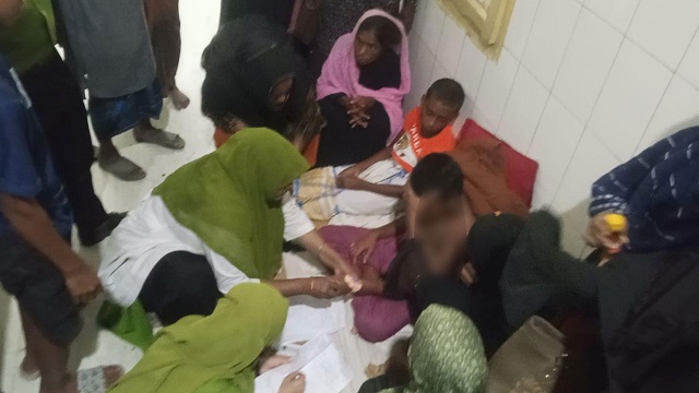 ঘুমের মধ্যে ভাগ্নের গায়ে পা লাগায় ২ মাদরাসাছাত্রকে বেধড়ক পেটালেন শিক্ষক