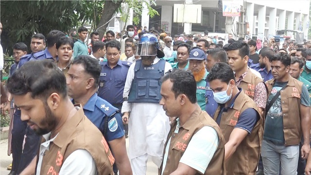 ধর্ষণ মামলায় আদালতে মামুনুল হক