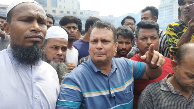 সব হারিয়েছেন নূর আলম, ঘরে নেই এক কেজি চালও