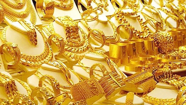 একদিনে সোনার দাম বাড়লো ৩৬ ডলার