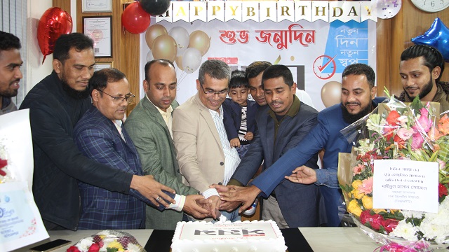 অনাড়ম্বর আয়োজনে দৈনিক সময়ের প্রতিষ্ঠাবার্ষিকী উদযাপন