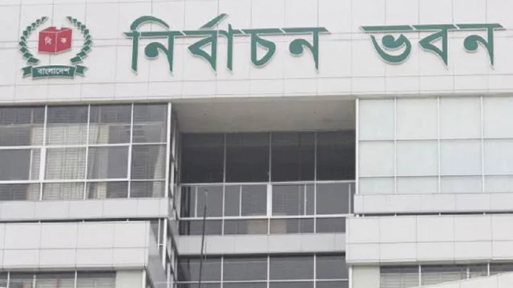পিবিআইয়ের অনুরোধে তিন নির্বাচনের ভোটগ্রহণ কর্মকর্তাদের তথ্য নিচ্ছে ইসি