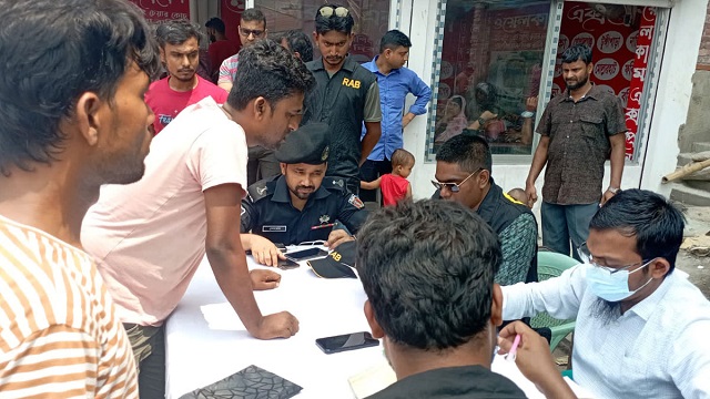 যাত্রাবাড়ীতে র‌্যাবের অভিযানে ৬ পরিবহনকে জরিমানা