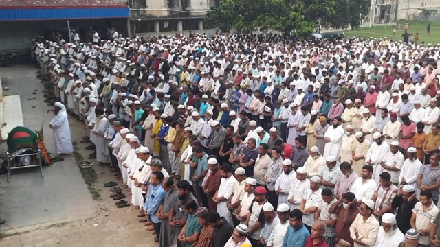 রাষ্ট্রীয় সম্মাননা ছাড়াই দাফন একু‌শে পদকপ্রাপ্ত মু‌ক্তি‌যোদ্ধার