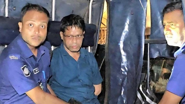 তীব্র পানির সঙ্কটে ধুঁকছে রাঙামাটির দুর্গম পাহাড়ের মানুষ