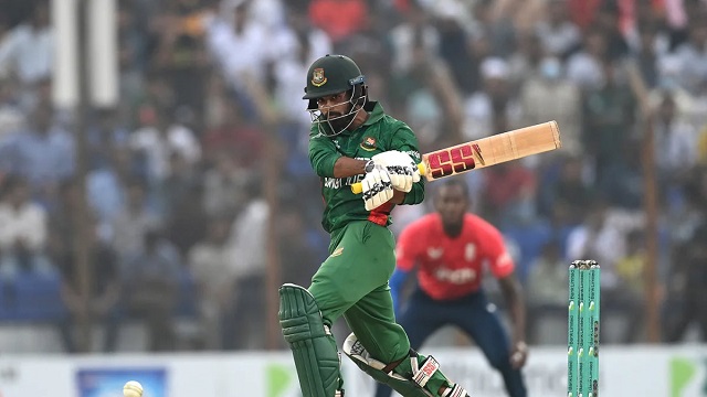 রেহানের প্রথম বলেই ফিরলেন হৃদয়